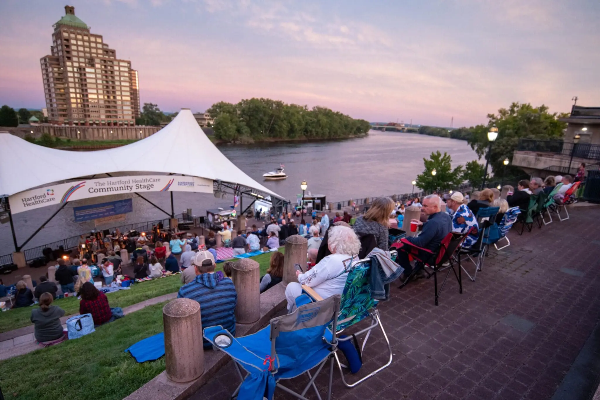 jimmy buffett concert hartford ct